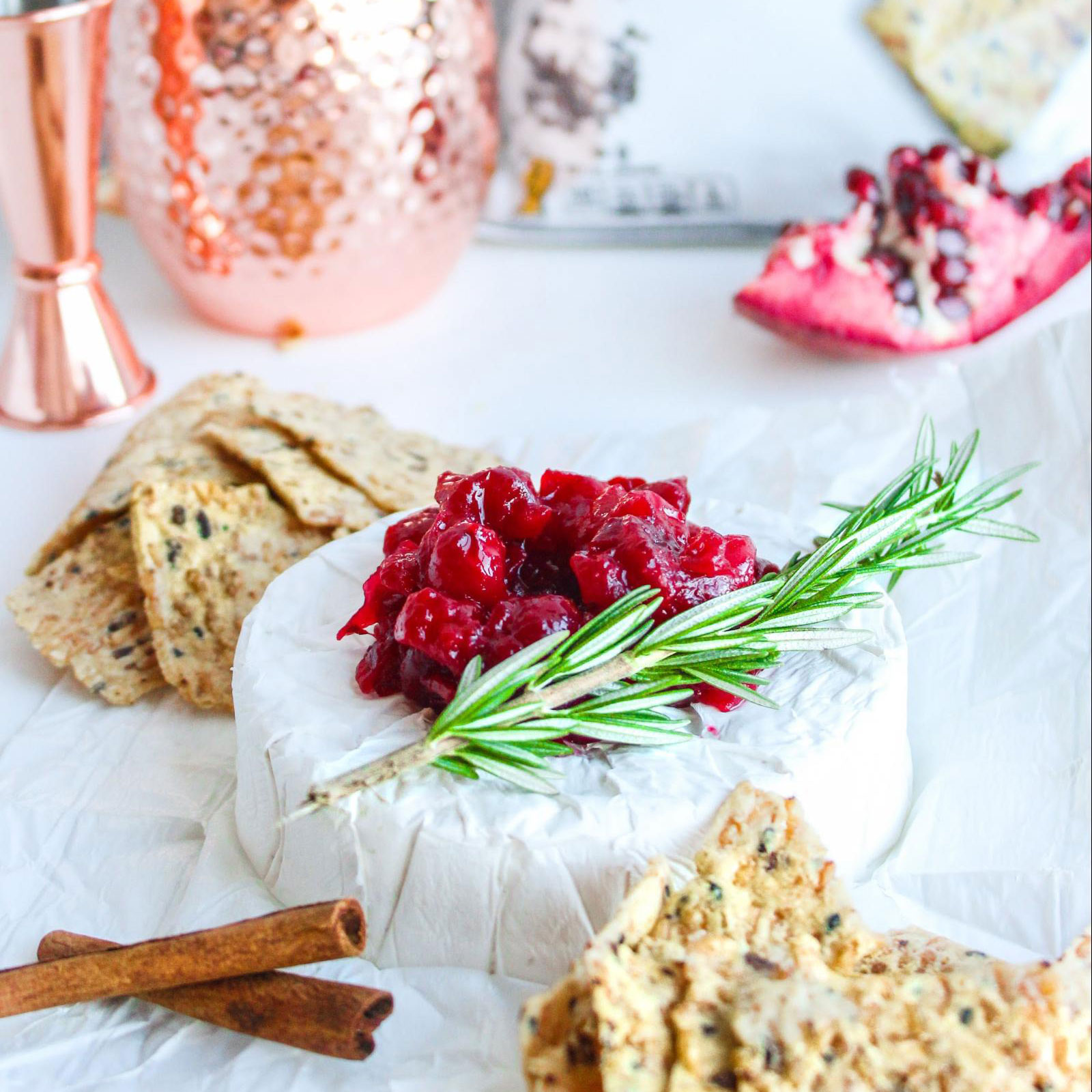 Baked Brie & Cranberry Sauce