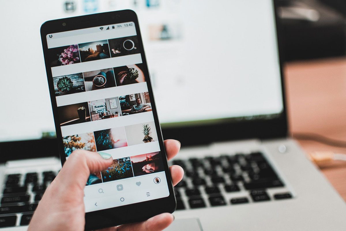 photos on smartphone